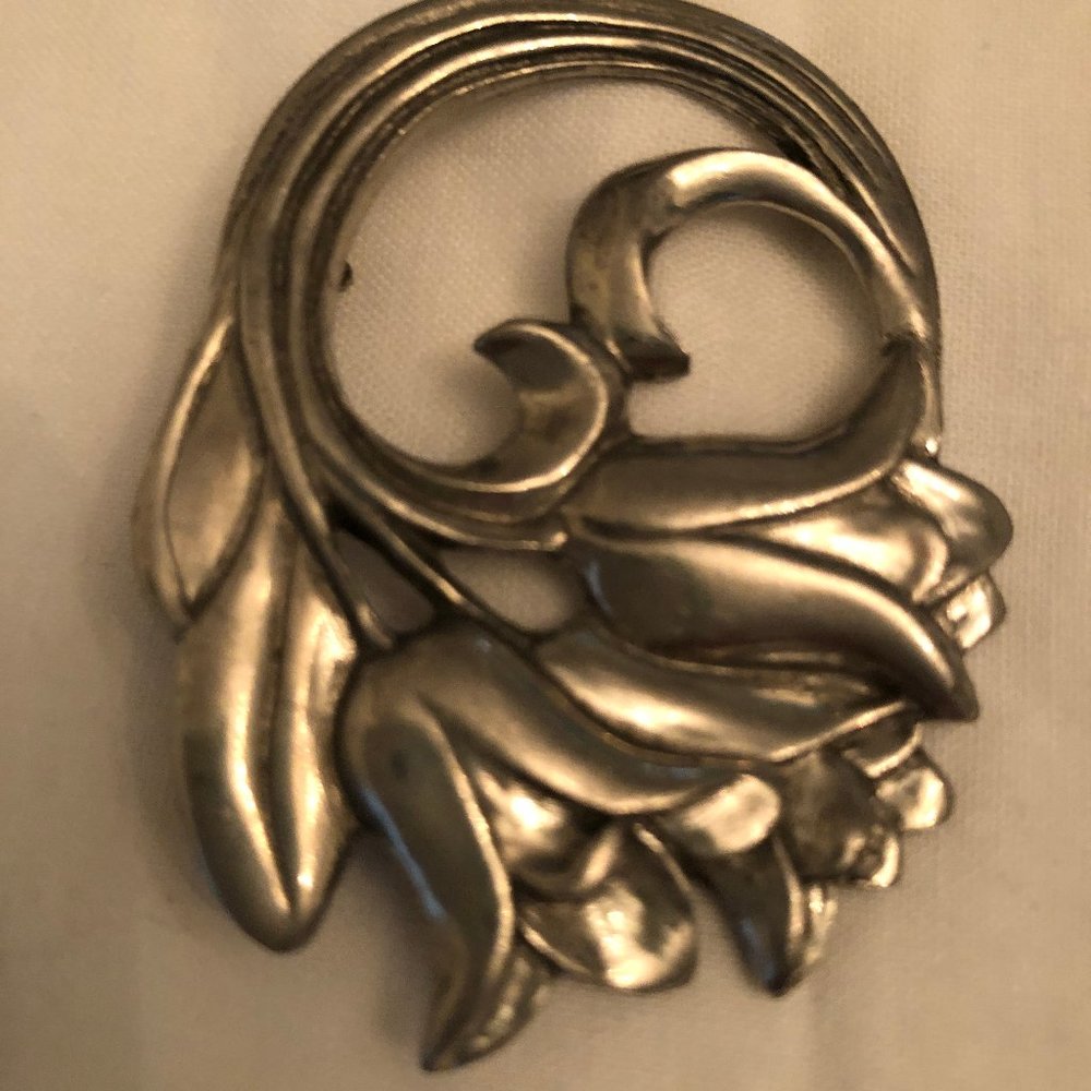Nickle Brooch